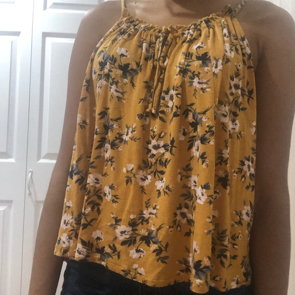 Floral tank top - Picture 2 of 3